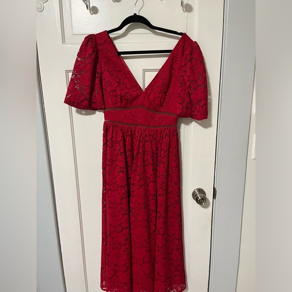Ever New Red Lace Midi Dress - Picture 2 of 5
